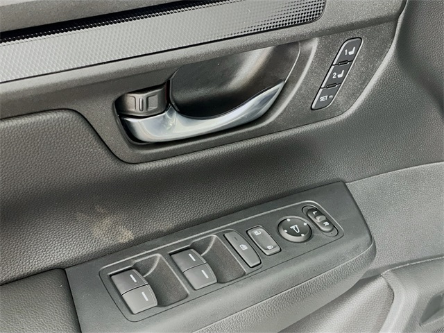 2026 Honda CR-V Hybrid Sport-L photo 17