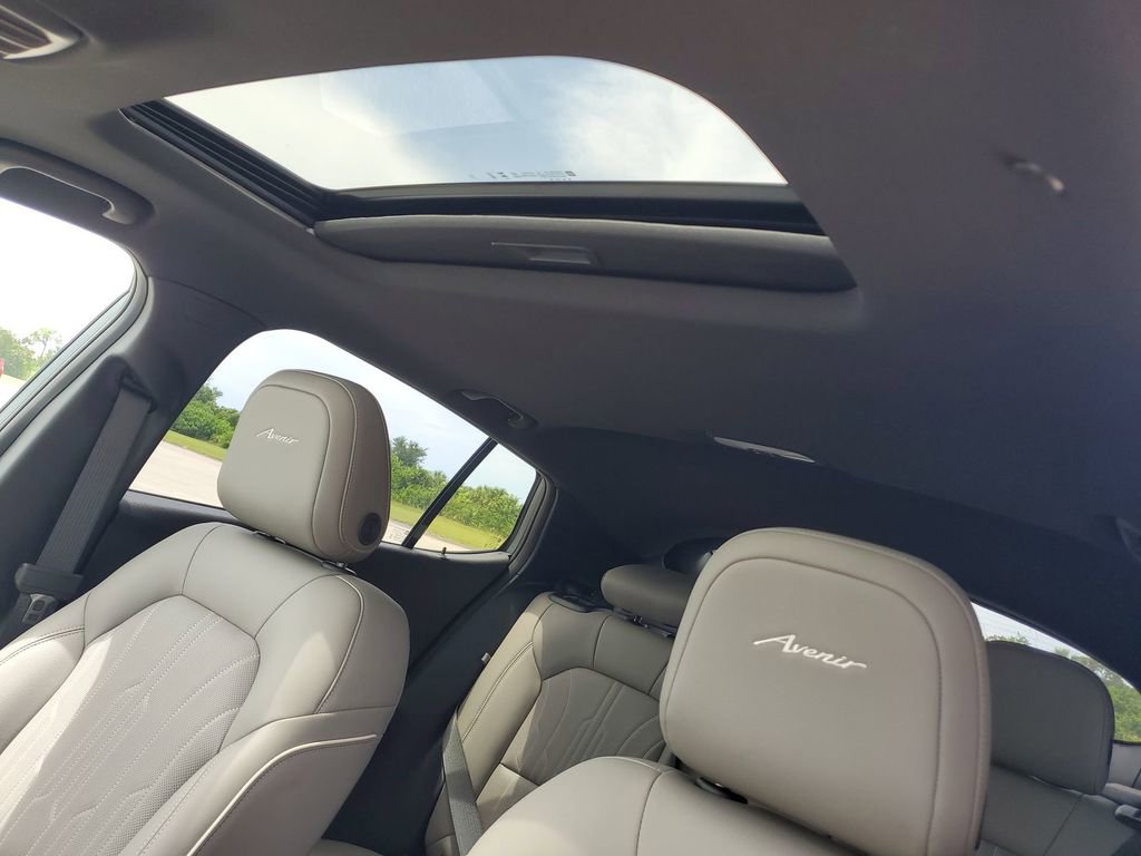 2025 Buick Envista Avenir photo 29