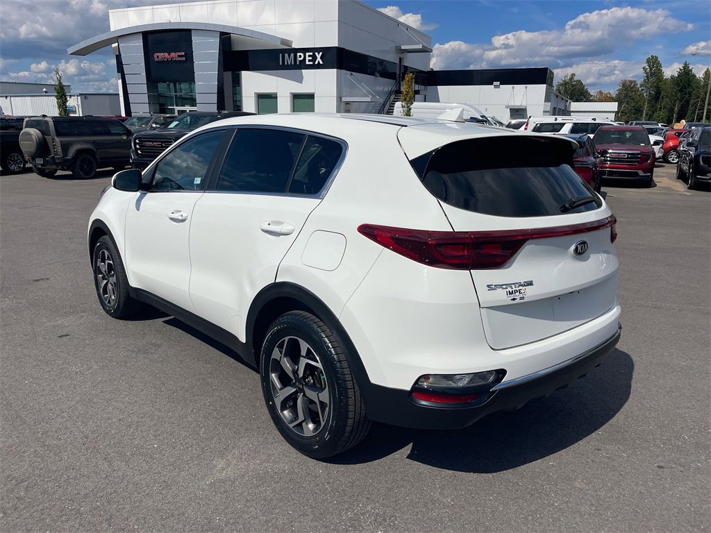 2021 Kia Sportage LX photo 3