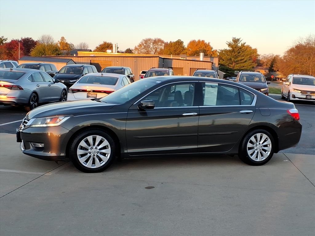 Used 2013 Honda Accord EX-L V6 with VIN 1HGCR3F8XDA004544 for sale in Savoy, IL