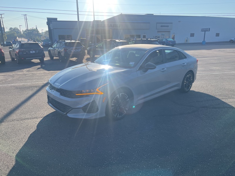 2022 Kia K5 GT-Line photo 4