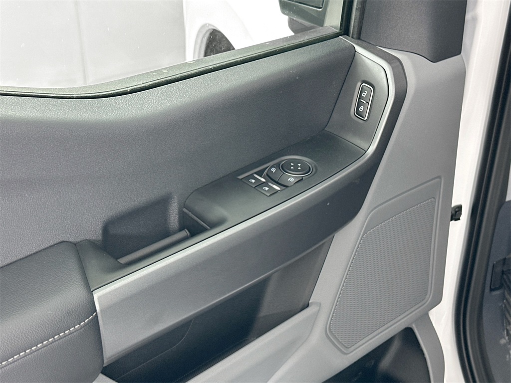 2025 Ford F-250 photo 17