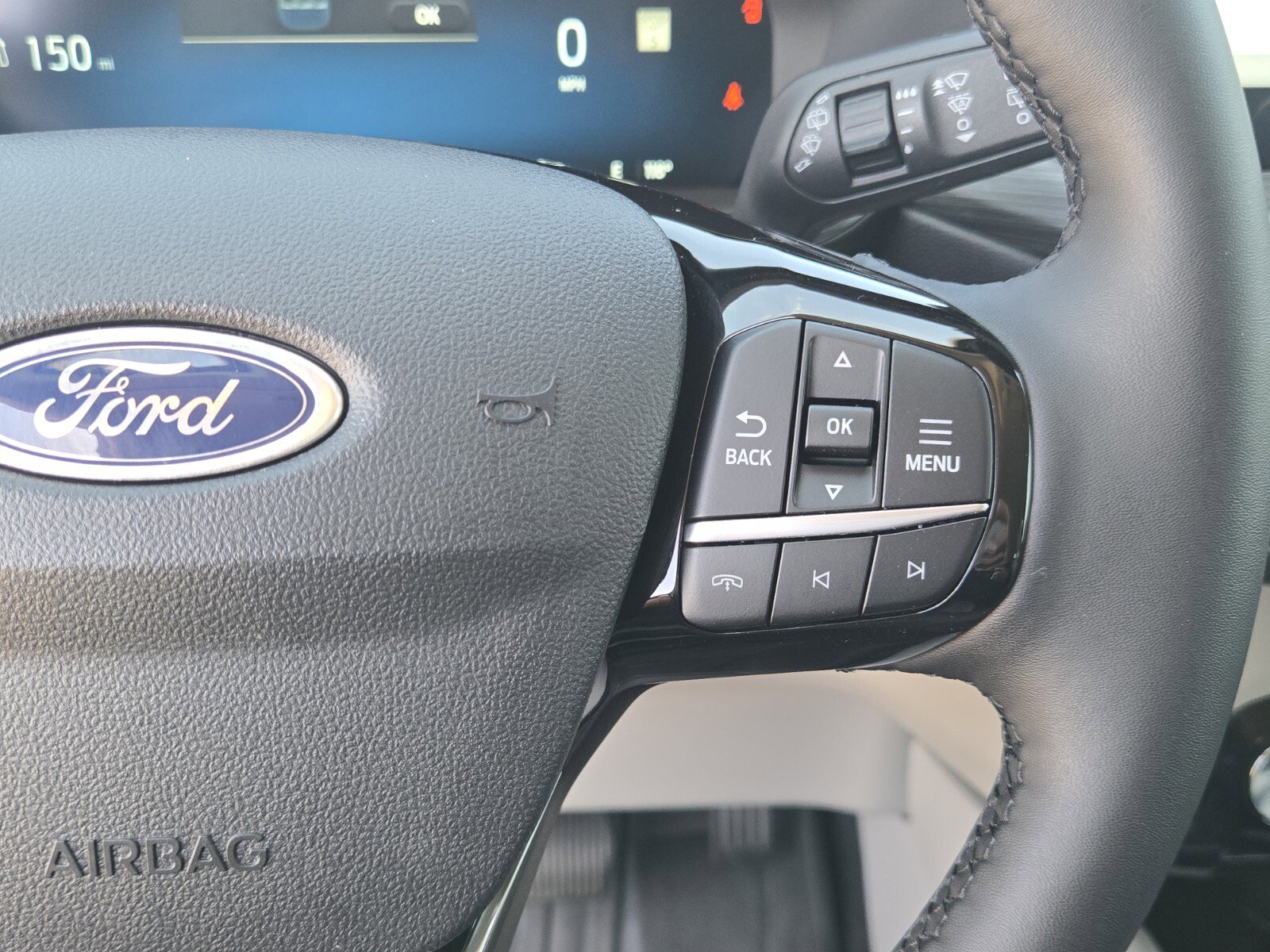2023 Ford Escape Platinum photo 29