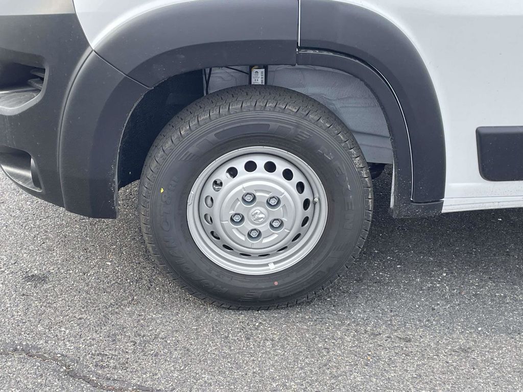 2026 Ram ProMaster 1500 photo 4