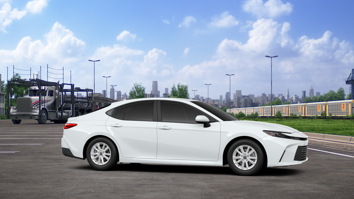 2025 Toyota Camry LE photo 12