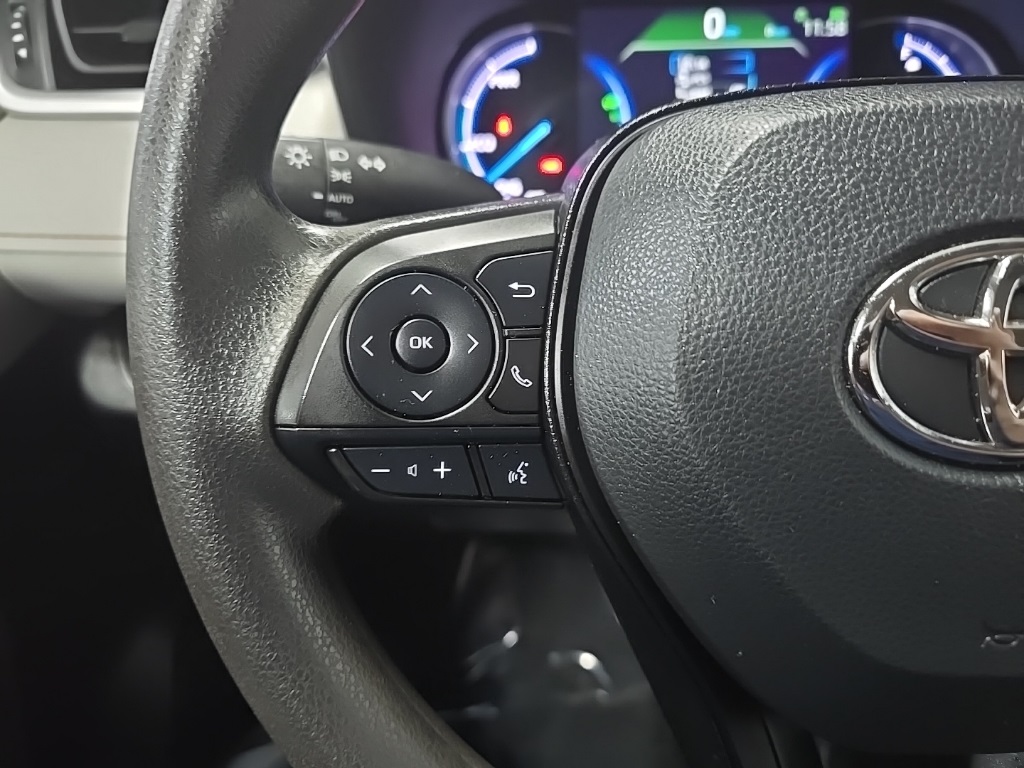 2024 Toyota RAV4 Hybrid XLE photo 19