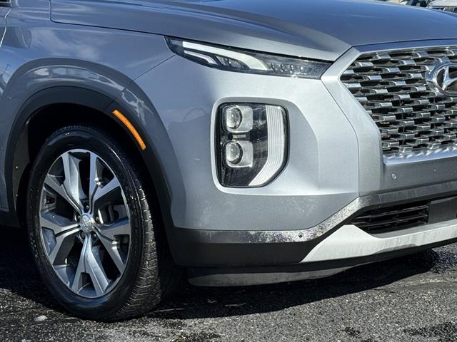 2020 Hyundai Palisade SEL photo 2