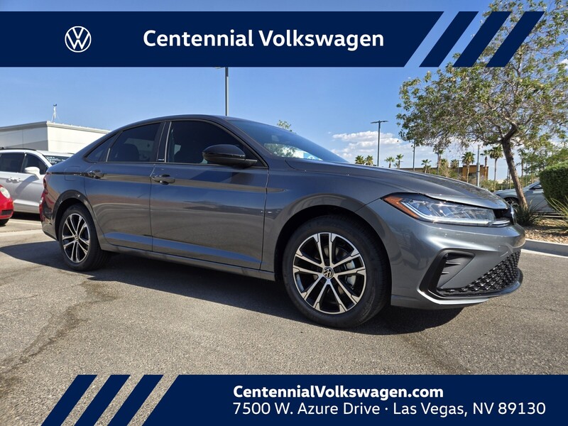 2025 Volkswagen Jetta Sport's photo