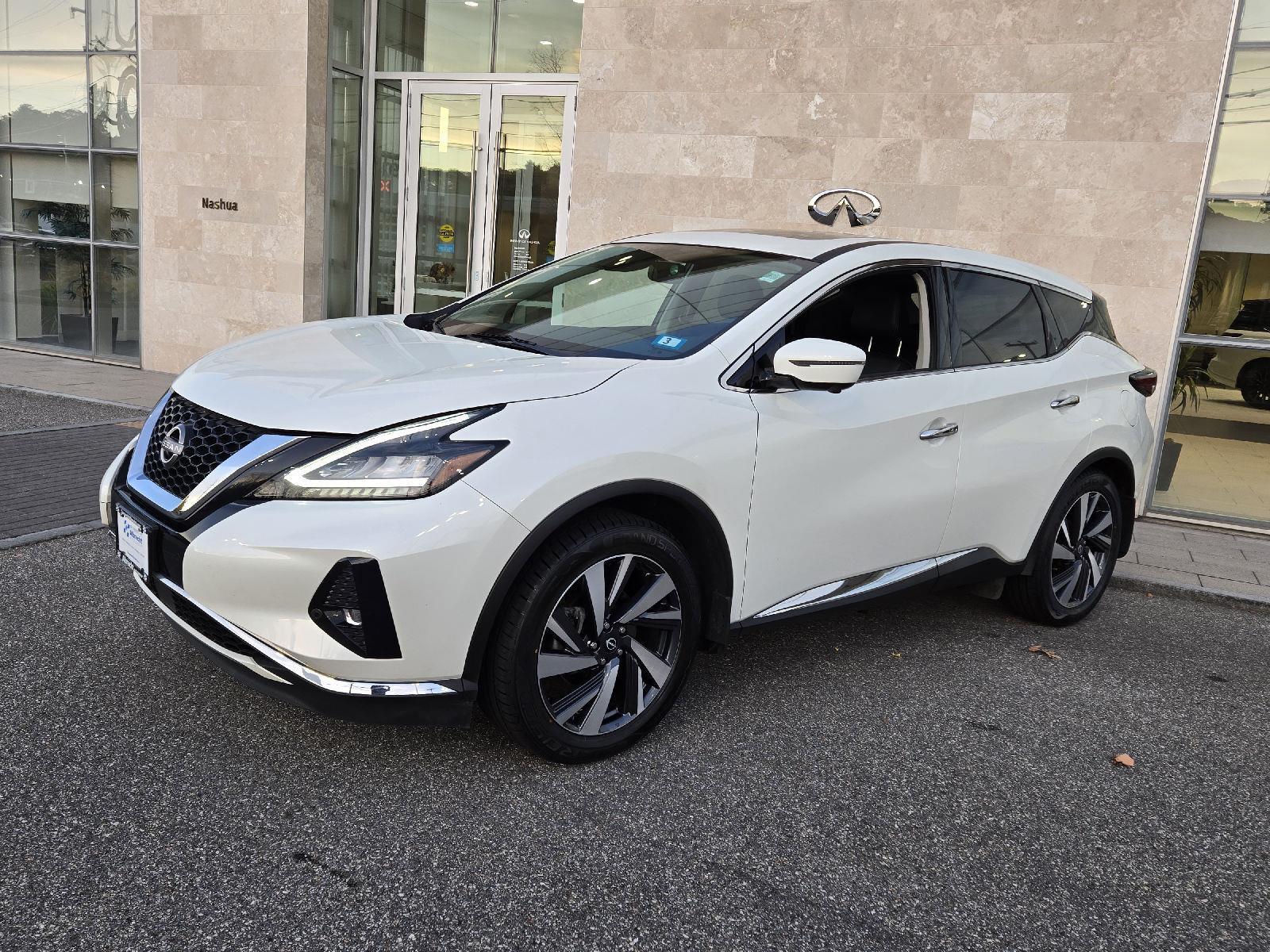 2023 Nissan Murano SL photo 2