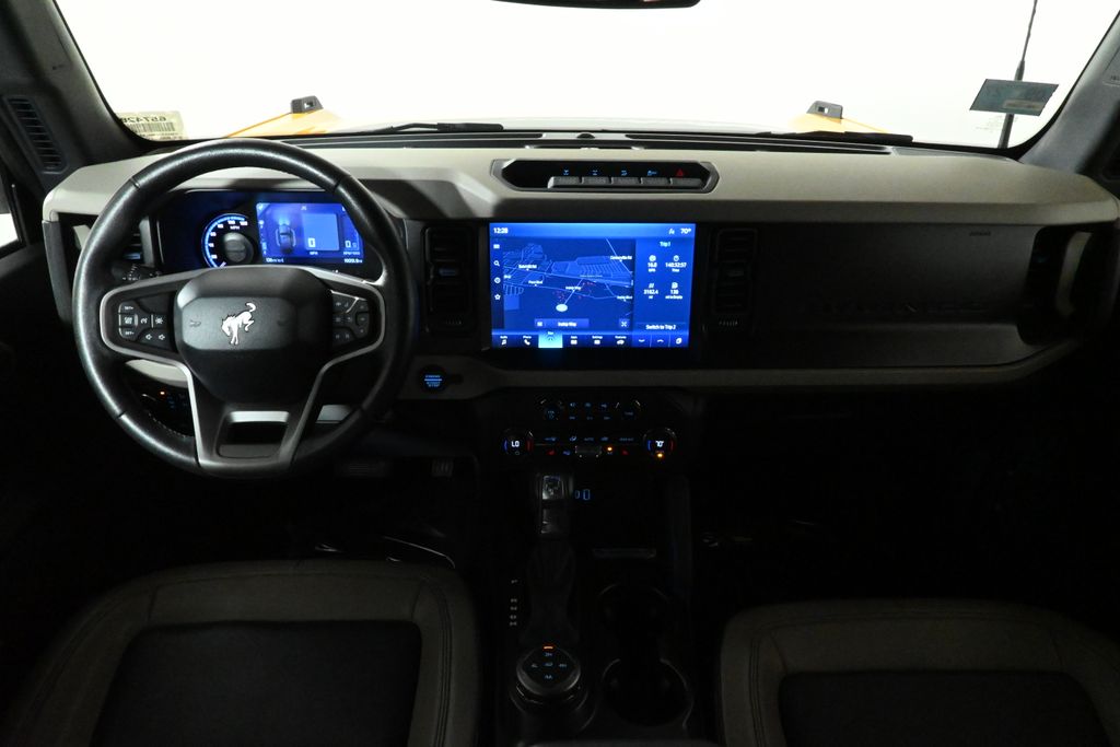 2021 Ford Bronco Wildtrak photo 14