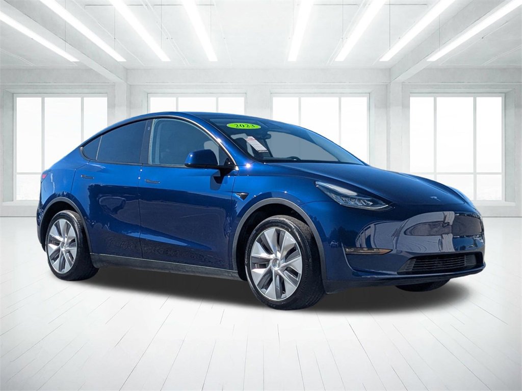 2023 Tesla Model Y Long Range's photo