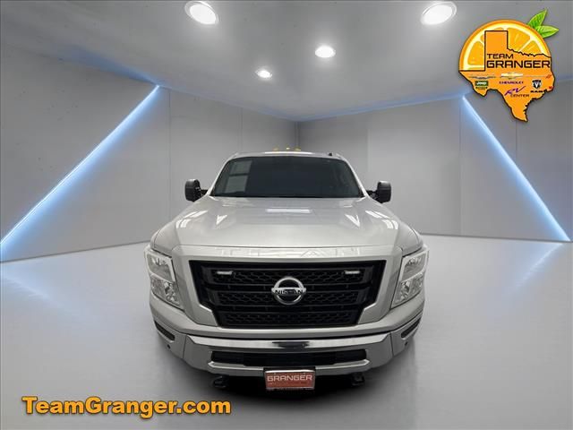 2021 Nissan Titan SV photo 2