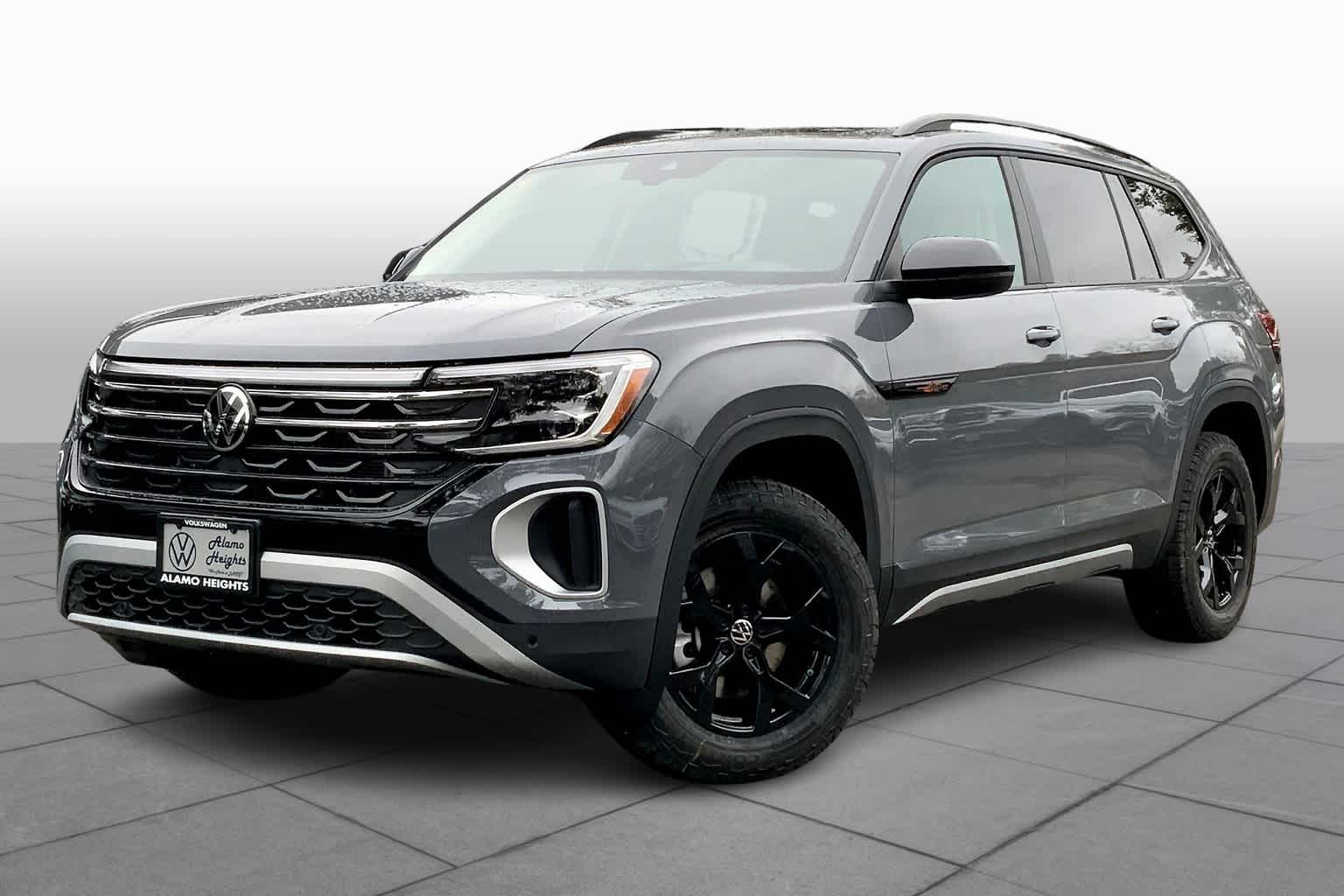 New 2024 Volkswagen Atlas 2.0T Peak Edition SEL Sport Utility in San