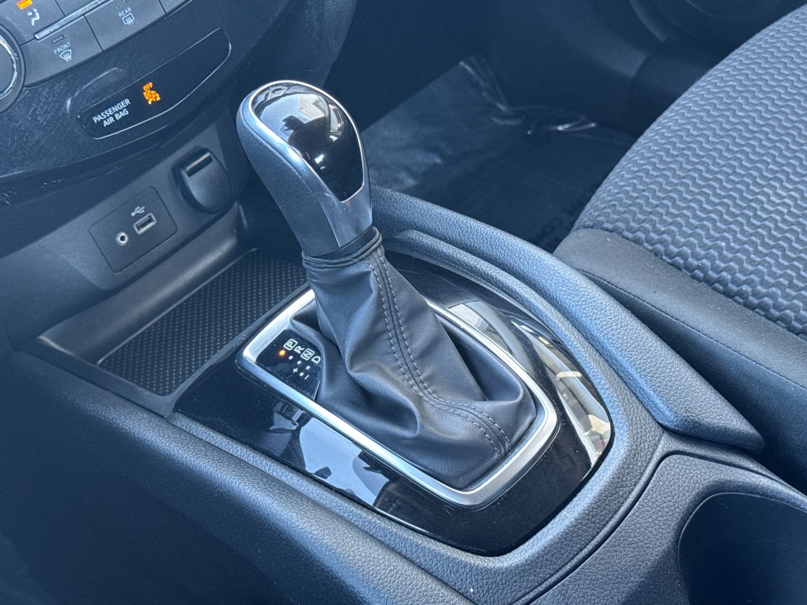 2022 Nissan Rogue Sport S photo 20