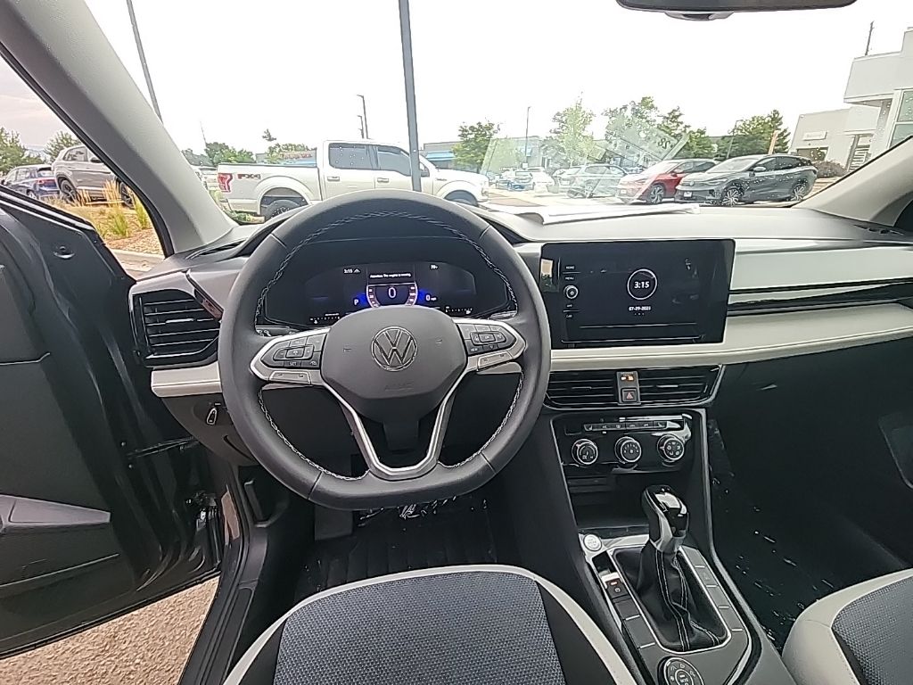 2025 Volkswagen Taos S photo 11