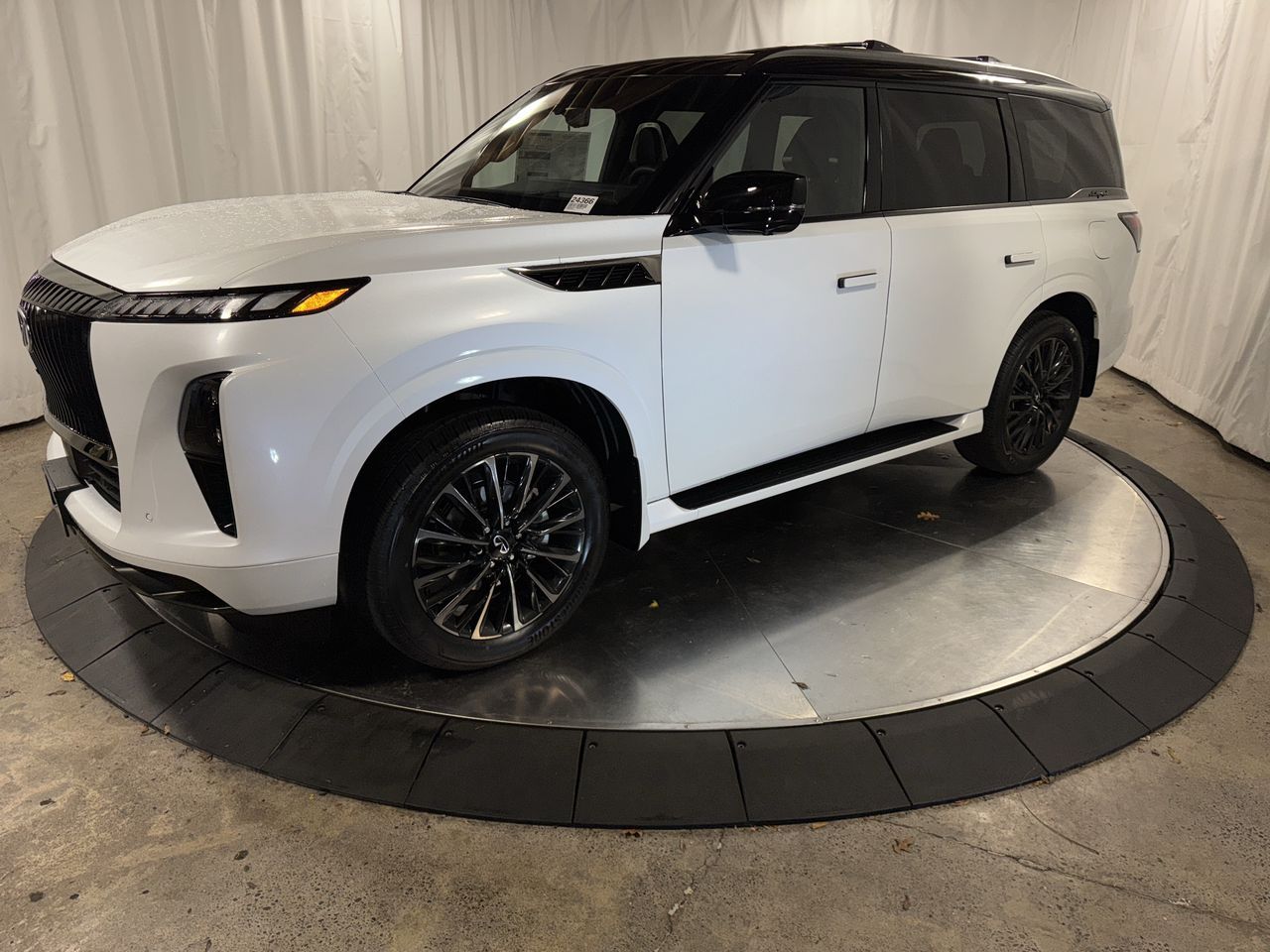 2026 INFINITI QX80 Autograph's photo