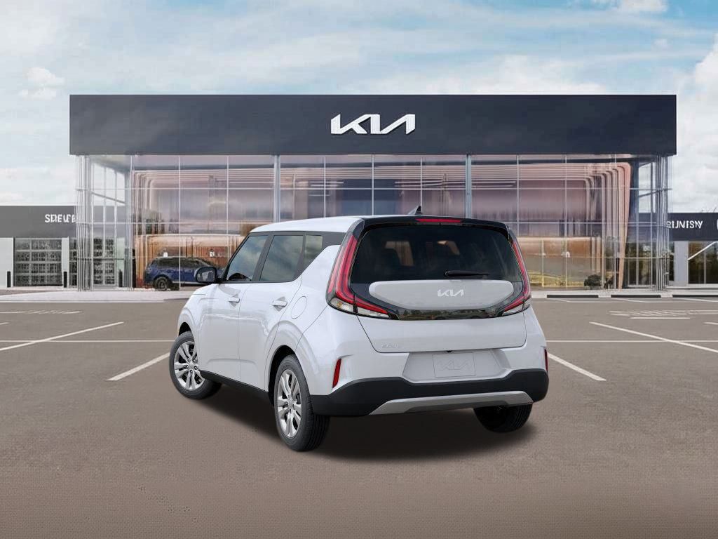 2025 Kia Soul LX photo 3