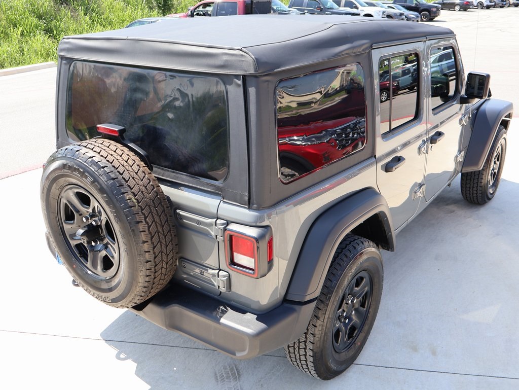 2022 Jeep Wrangler Unlimited Sport photo 5