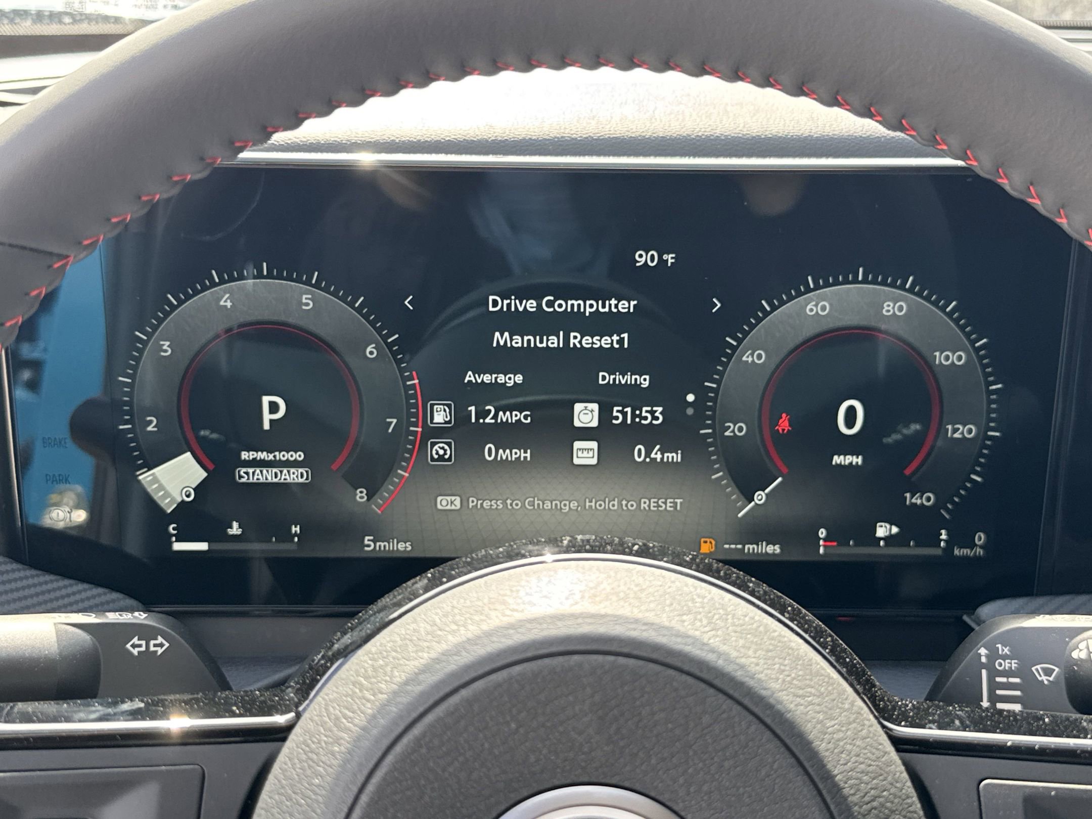 2025 Nissan Kicks SR photo 9