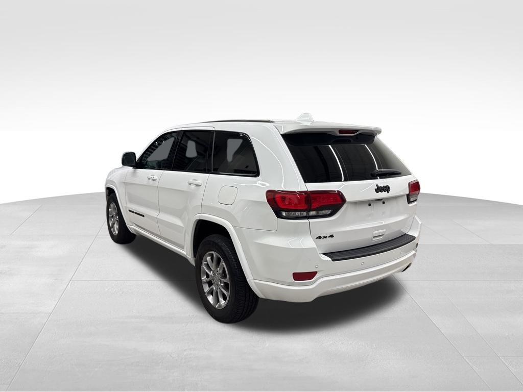 2019 Jeep Grand Cherokee Altitude photo 4