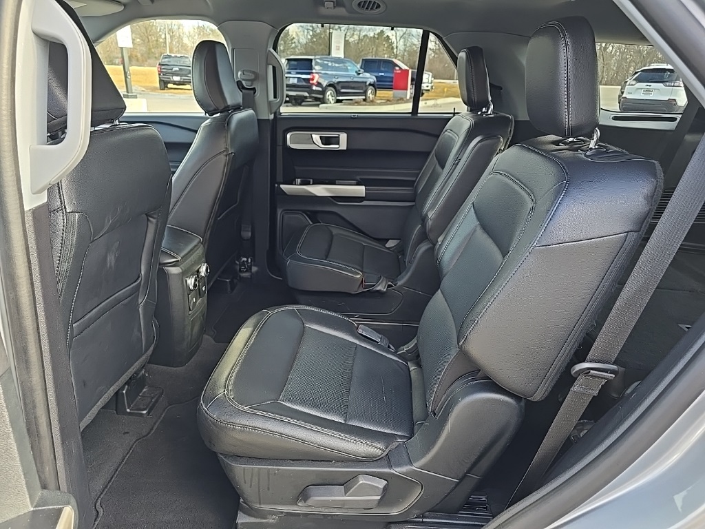 2022 Ford Explorer Limited photo 6