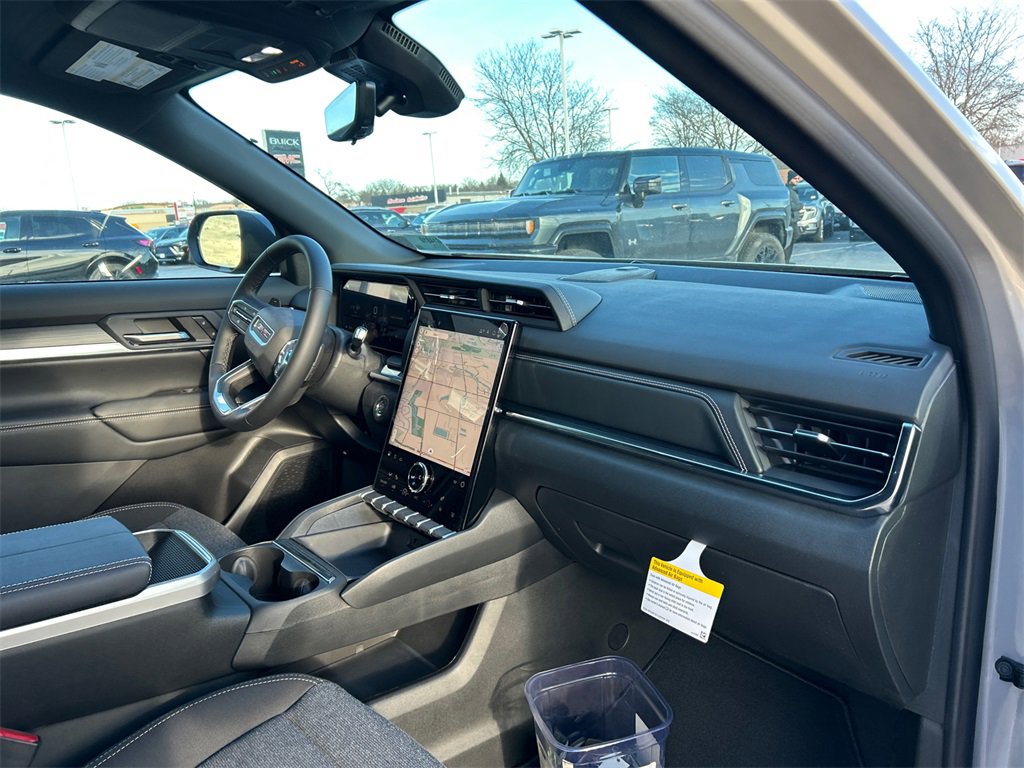 2026 GMC TERRAIN - Image 35