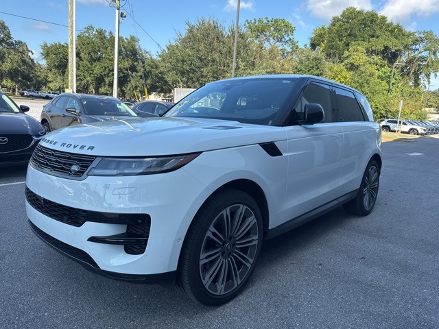 2025 Land Rover Range Rover Sport SE