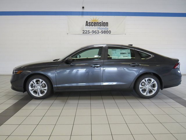 2025 Honda Accord LX photo 9