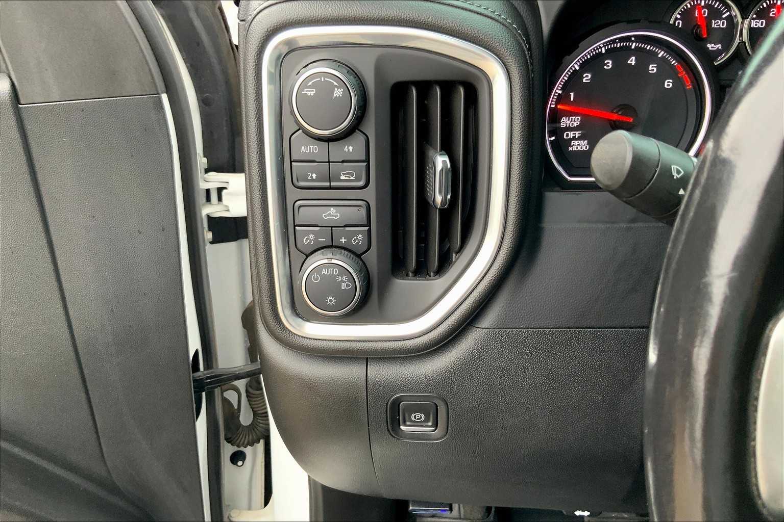 2019 Chevrolet Silverado 1500 LT photo 27