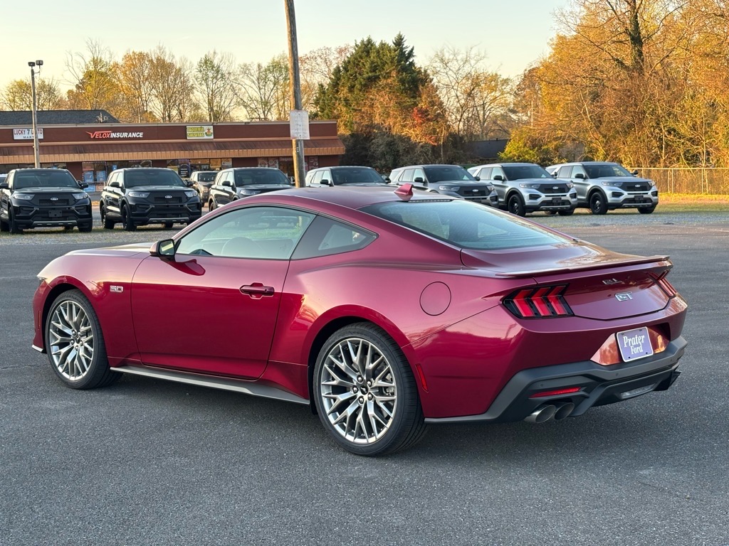 2025 Ford Mustang GT Premium photo 2