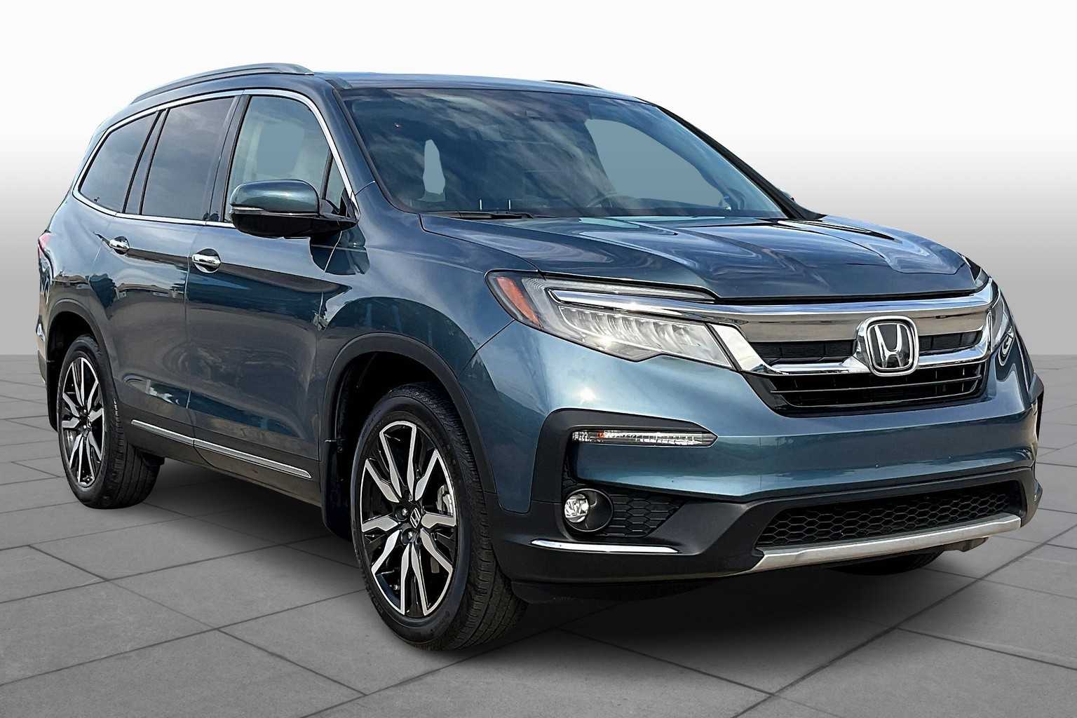 2019 Honda Pilot Elite photo 2