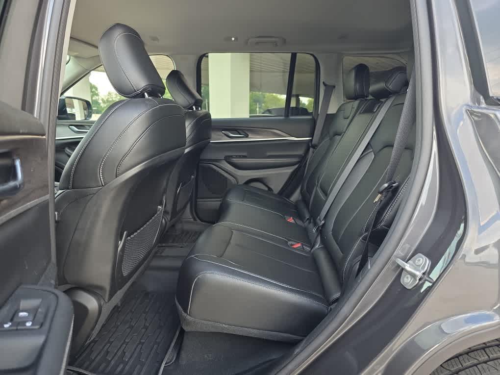 2023 Jeep Grand Cherokee Limited photo 10