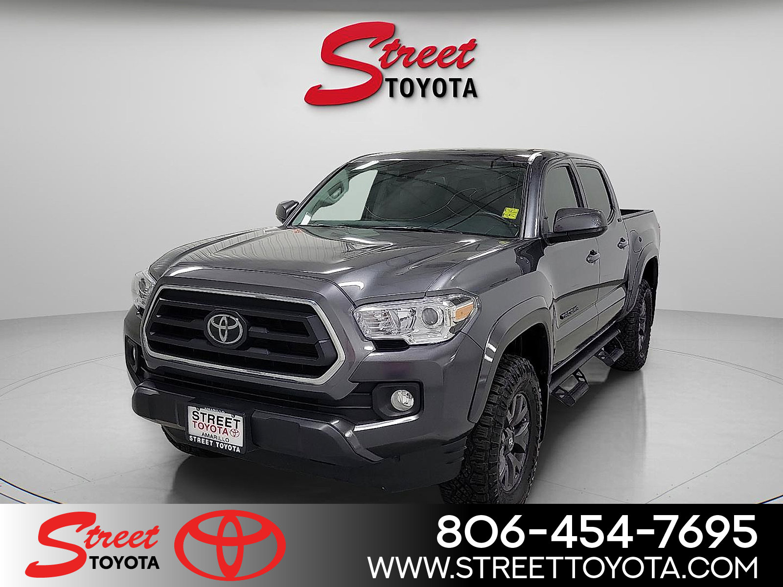 2023 Toyota Tacoma SR5's photo