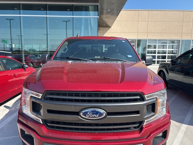 2019 Ford F-150 XLT photo 2