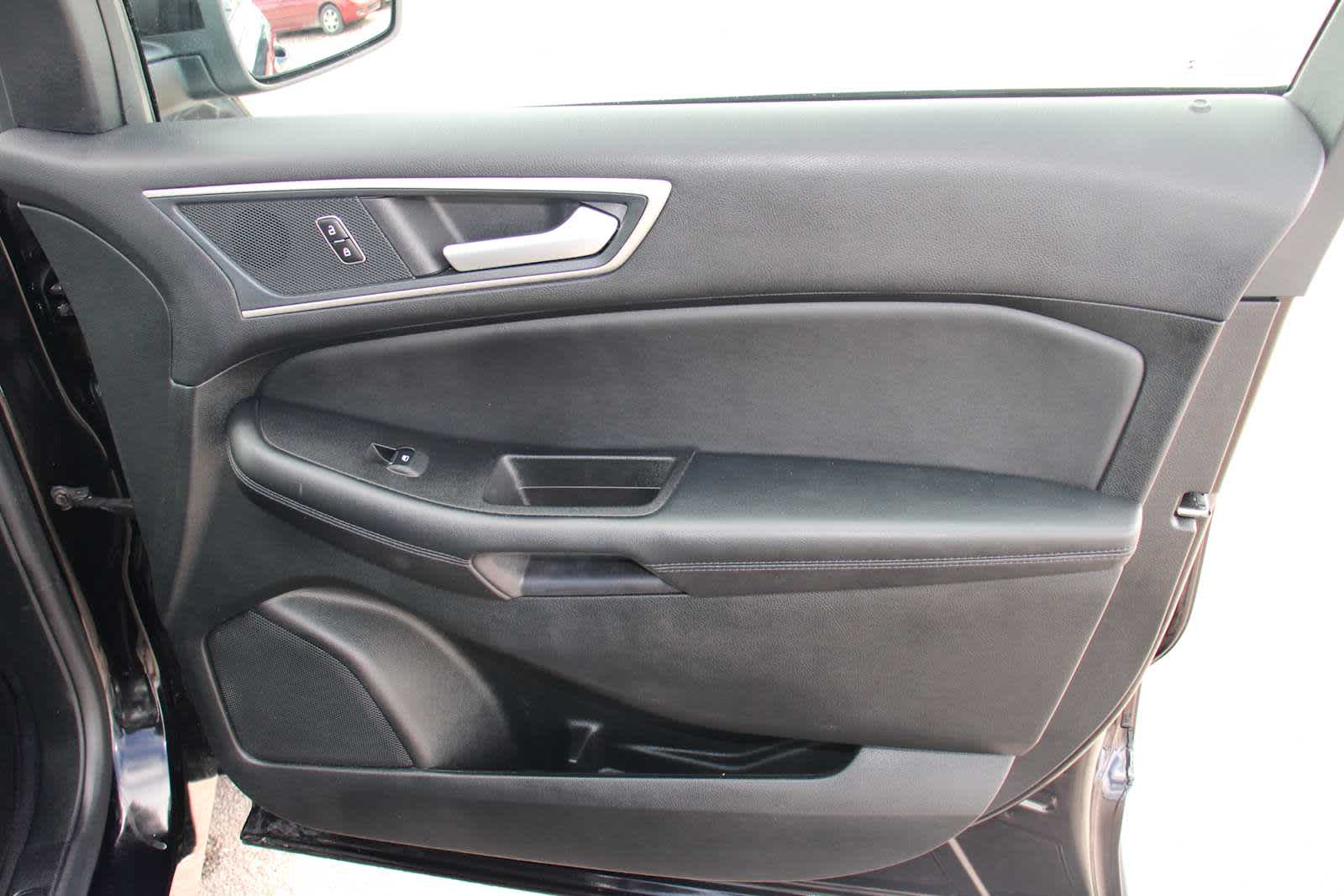 2024 Ford Edge SEL photo 34