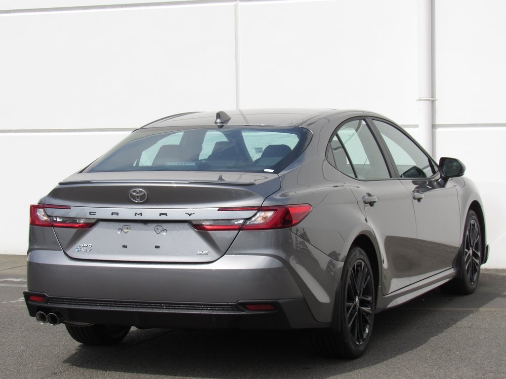 2025 Toyota Camry SE photo 2