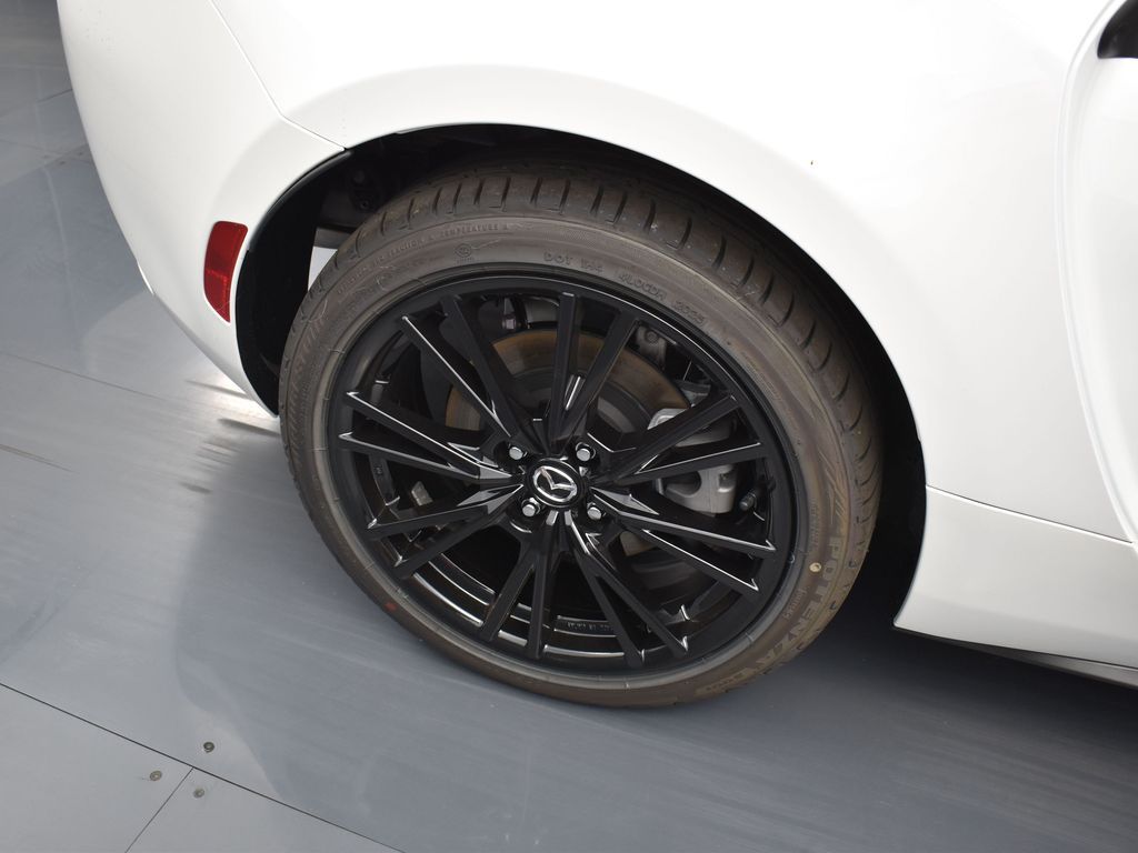 2025 Mazda MX-5 Miata Miata photo 21