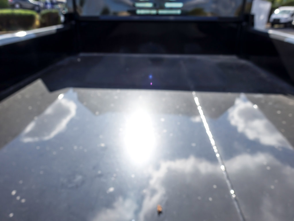 2025 FORD F-350 - Image 19