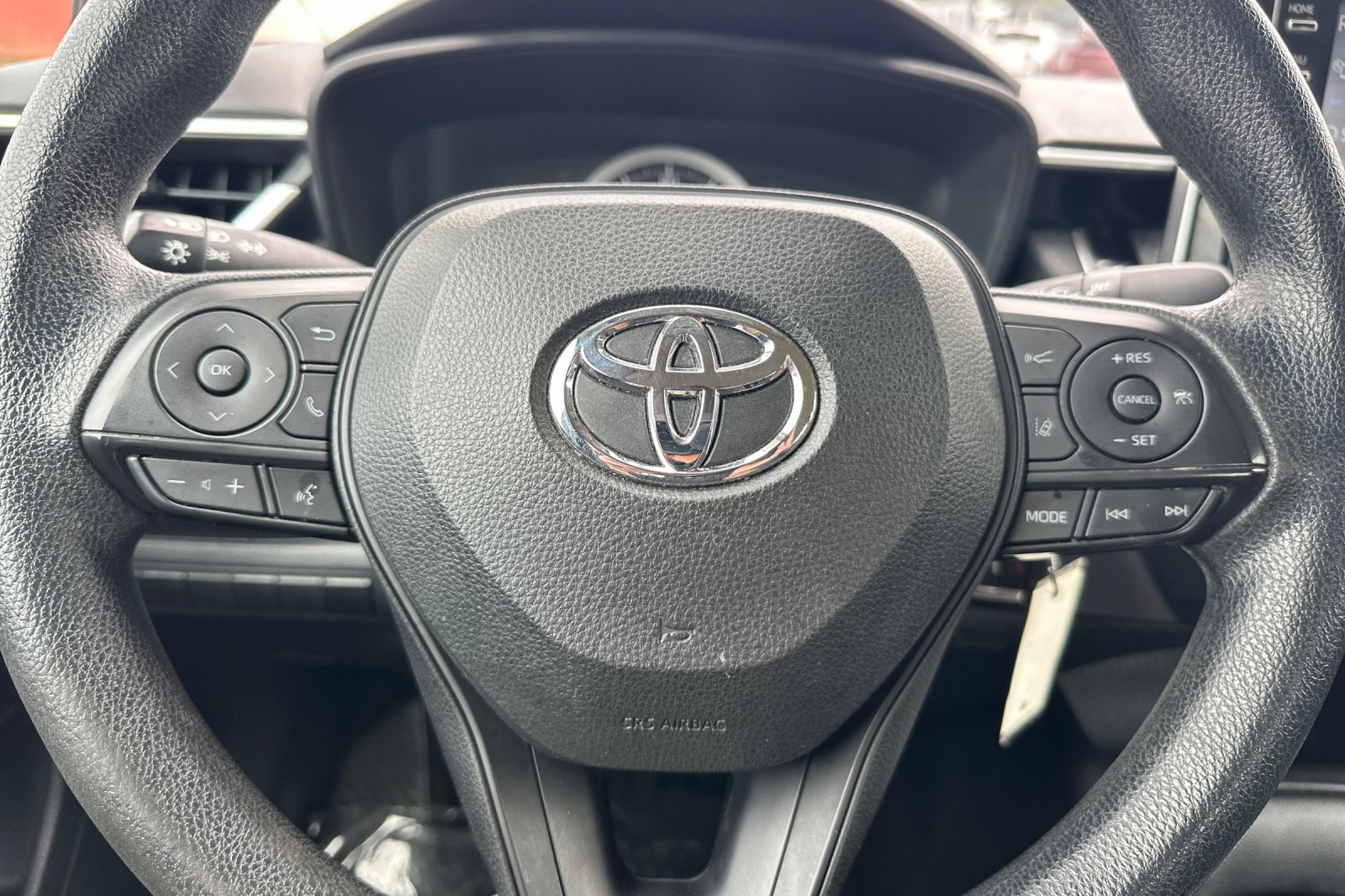 2021 Toyota Corolla LE photo 16