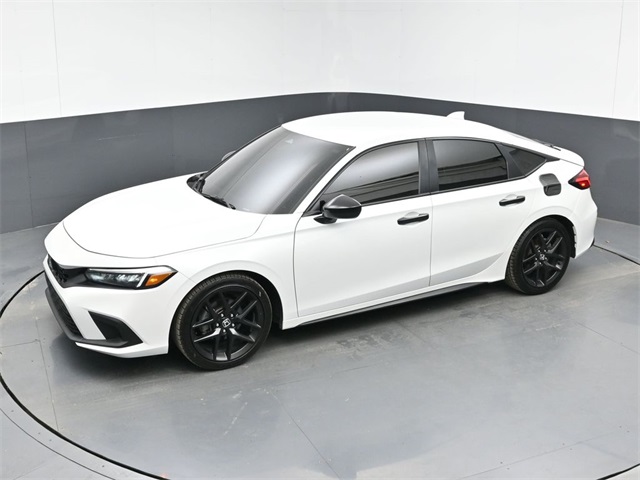 2023 Honda Civic Hatchback Sport's photo