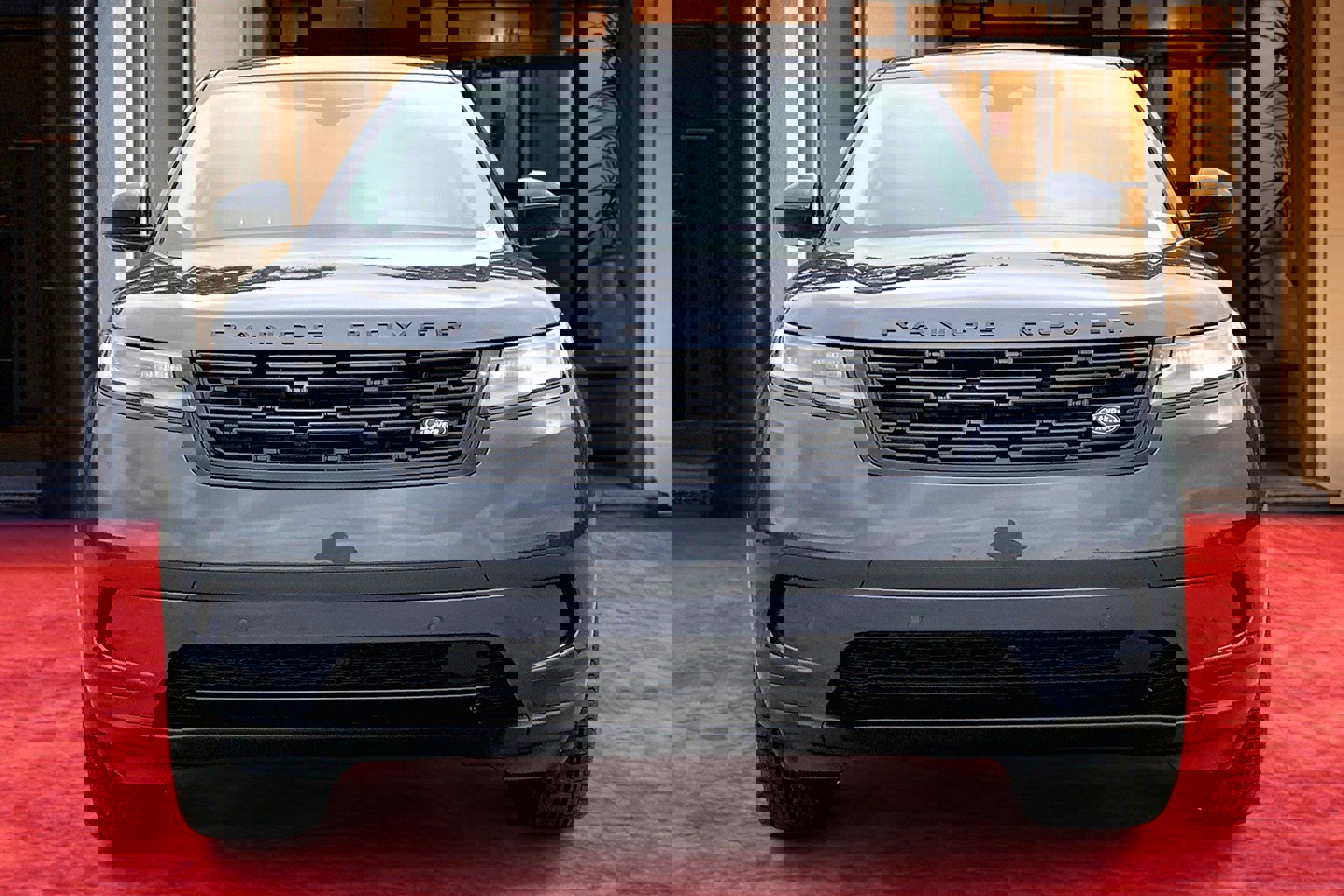 2025 Land Rover Range Rover Velar S photo 2