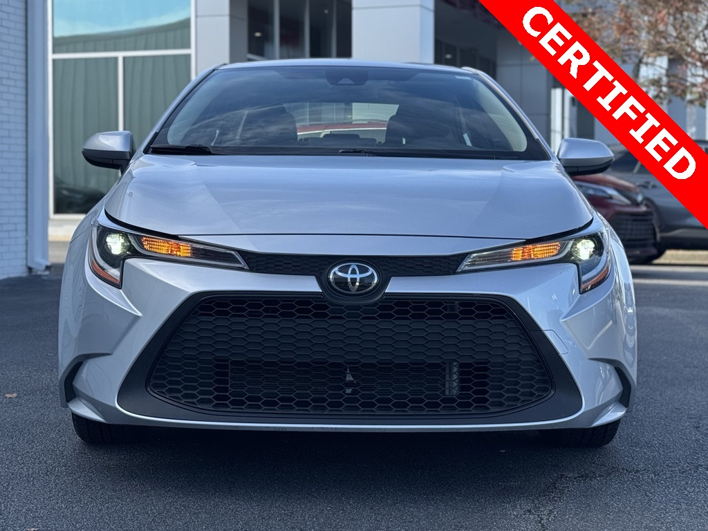 2022 Toyota Corolla LE photo 3