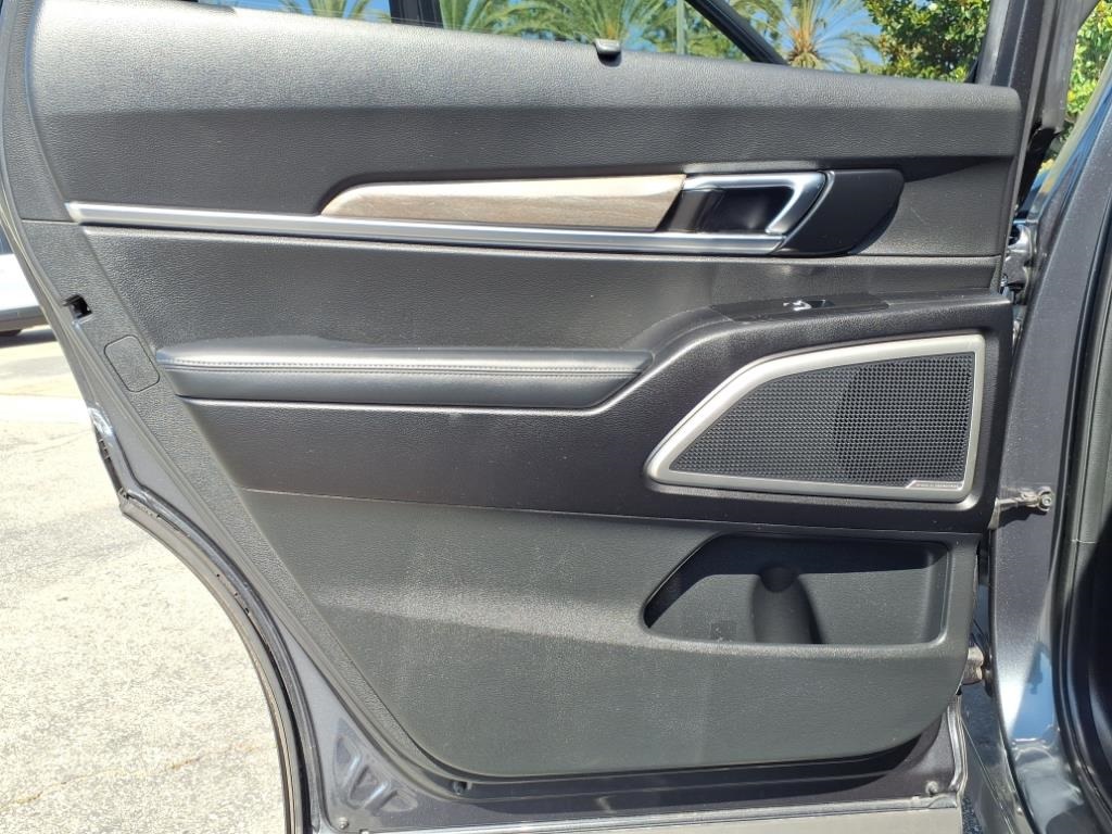 2022 Kia Telluride EX photo 20