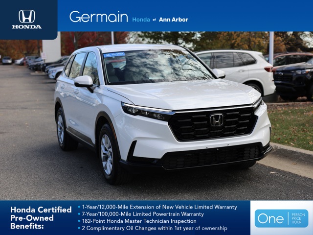 2023 Honda CR-V LX's photo