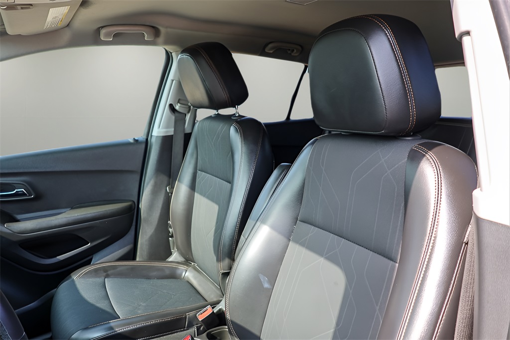 2021 Chevrolet Trax LT photo 10