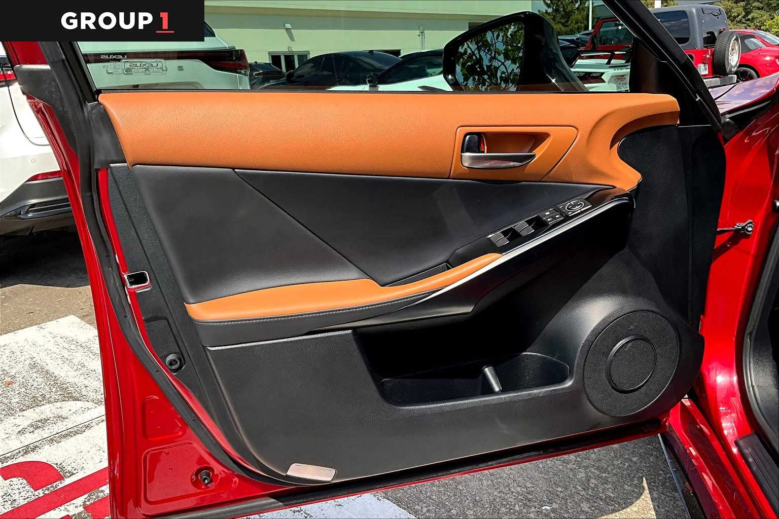 2023 Lexus IS F SPORT photo 18