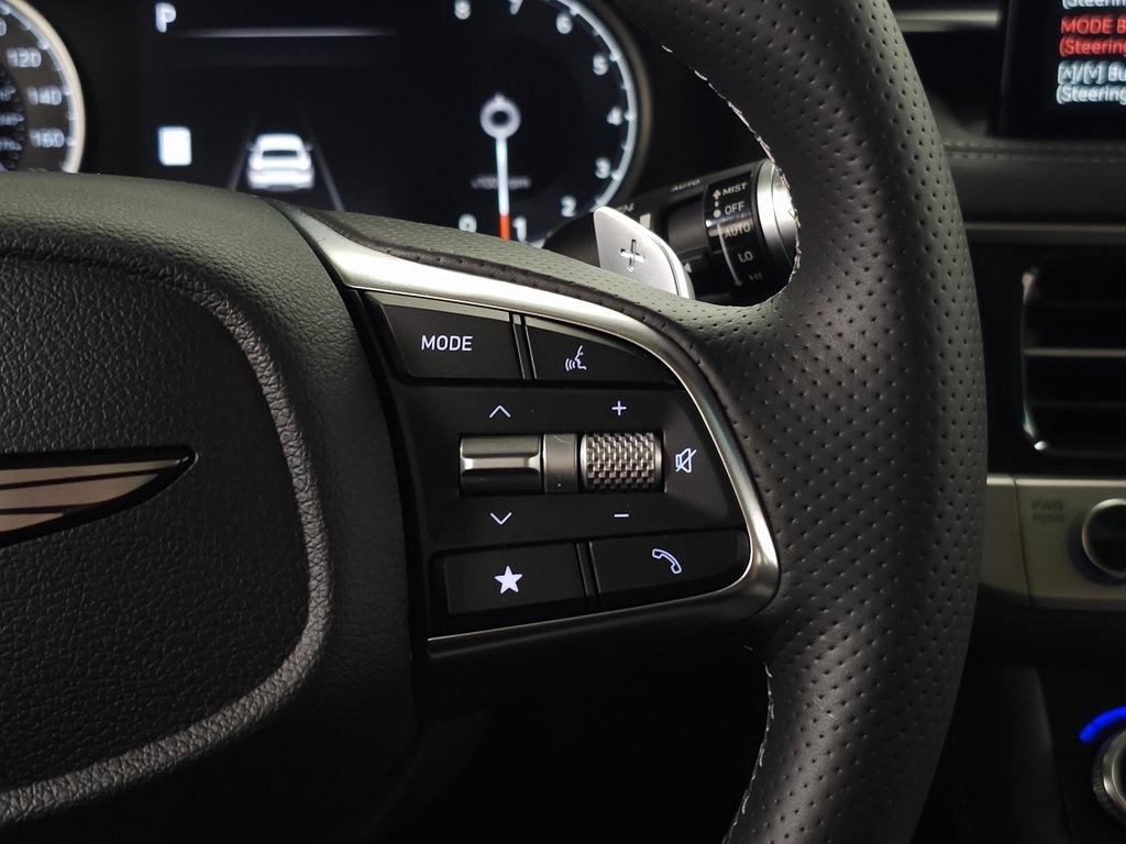 2026 Genesis G70 2.5T Prestige AWD photo 16