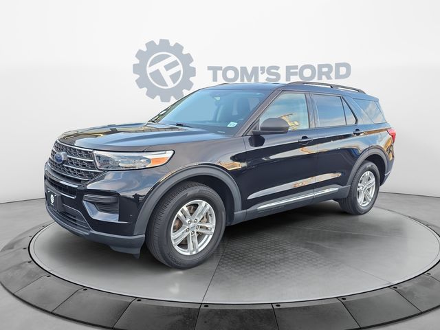 2022 Ford Explorer XLT's photo