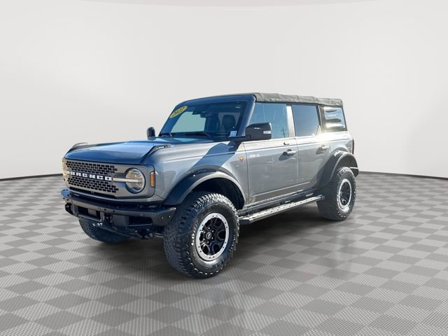 2022 Ford Bronco Base photo 4