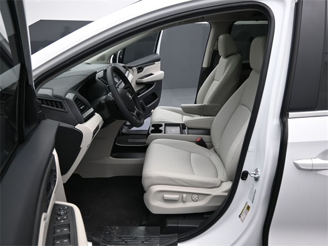 2026 Honda Odyssey EX-L photo 2